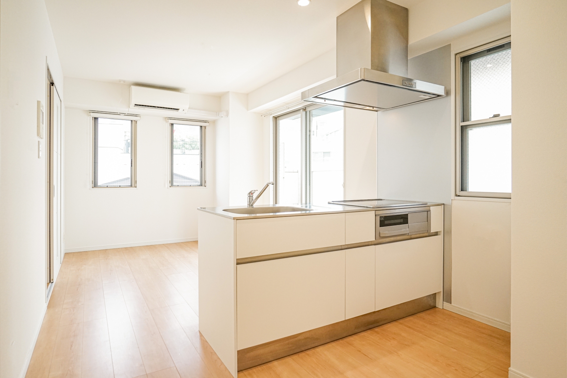 内装レスキュー・大家さんお助け隊　キッチンリペア紹介まとめイメージ写真