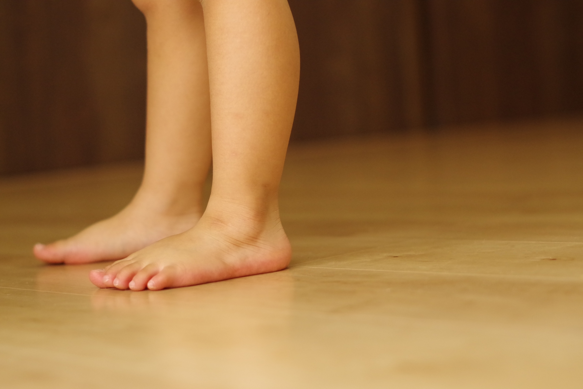 内装レスキュー・大家さんお助け隊　床フローリング補修紹介イメージ画像